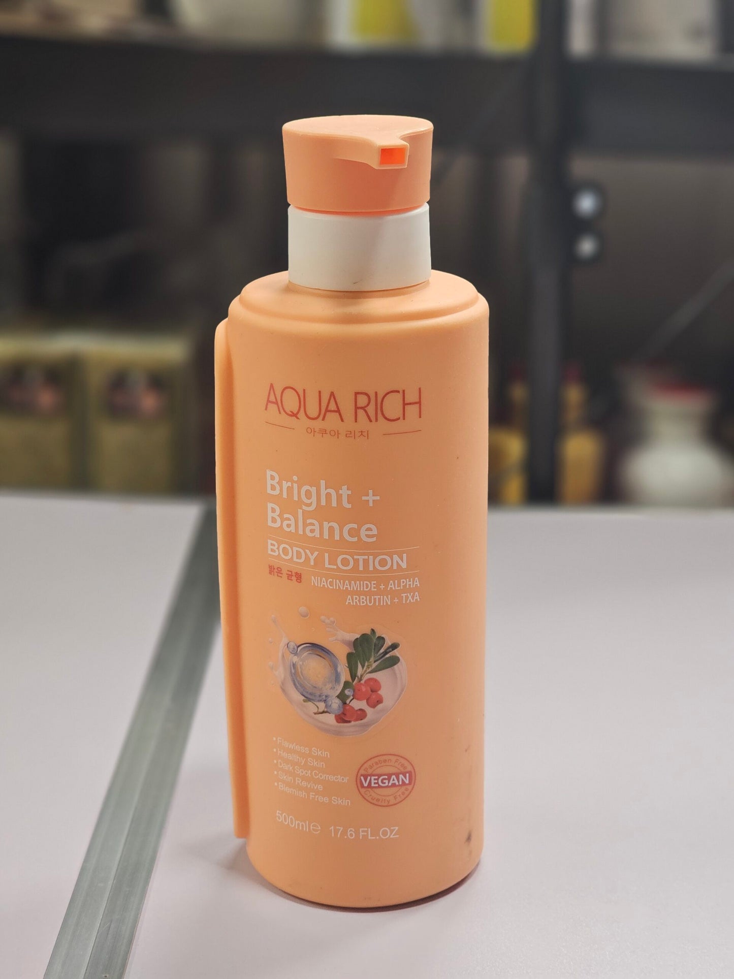 Aqua Rich Bright + Balance Body Lotion