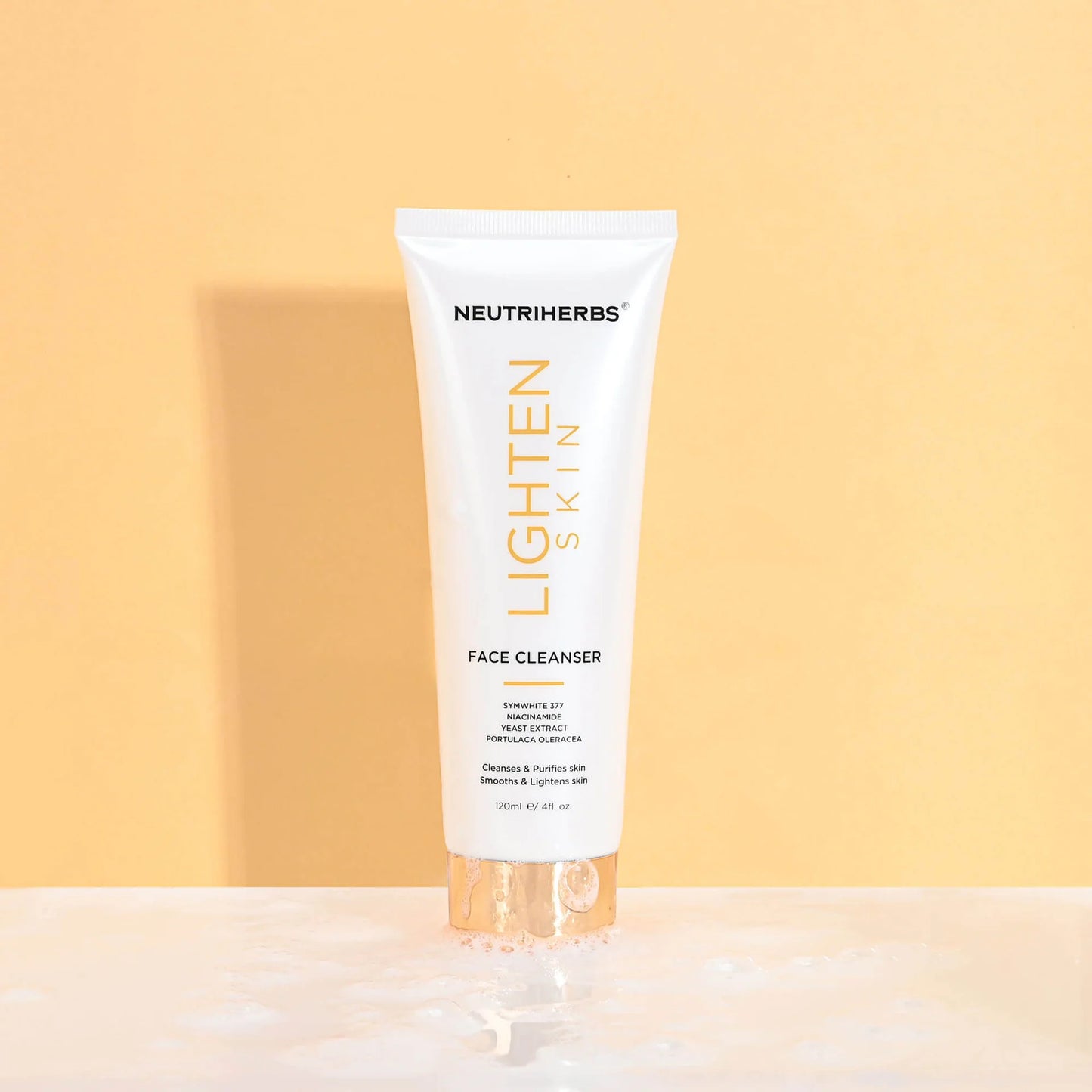 Neutriherbs Lighten Skin Face Cleanser